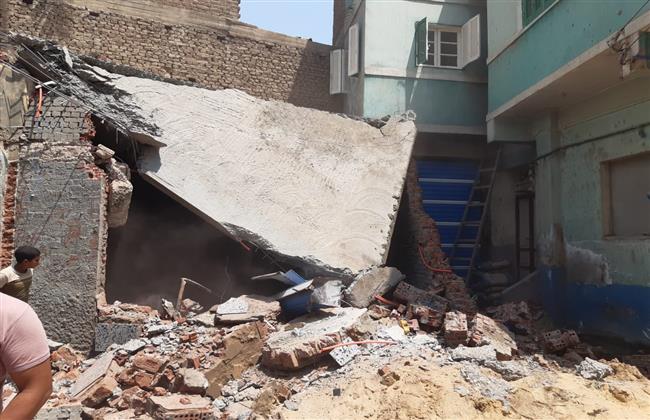 «الجيزة»: إزالة ٢٨ حالة تعدٍ على الأراضى الزراعية بأبو النمرس