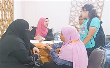 إقبال على ركن الفتوى بجناح الأزهر في معرض الإسكندرية للكتاب..