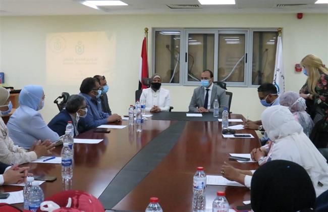وفد من مستشفى الكهرباء يزور فرع هيئة الرعاية الصحية ببورسعيد