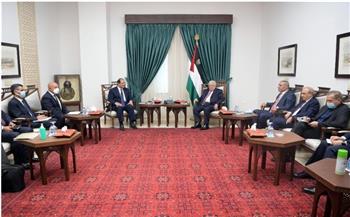   الرئيس الفلسطيني يستقبل رئيس جهاز المخابرات العامة