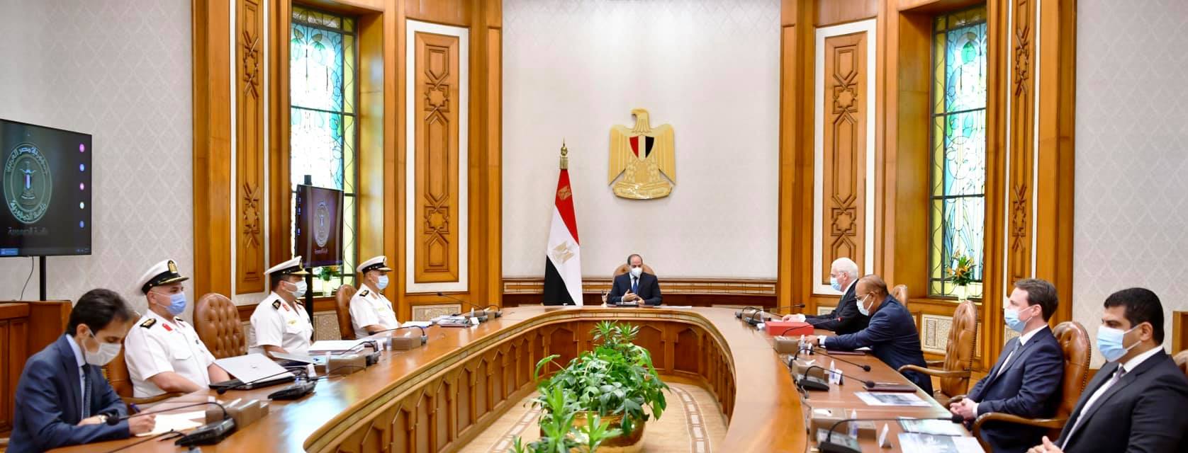 الرئيس السيسي يبحث مع رئيس لورسن الألمانية تطوير الصناعات البحرية المصرية