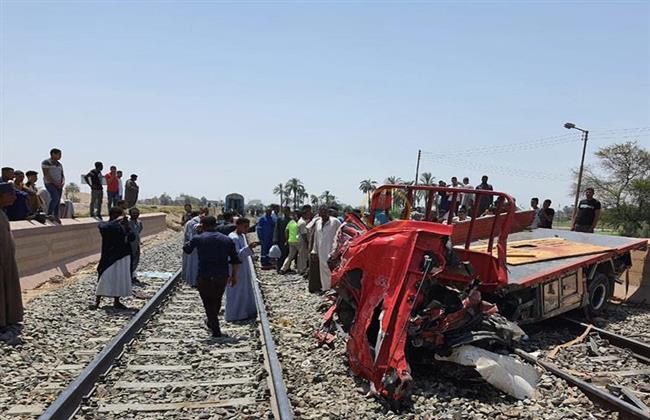 مصرع سائق دهسا بعجلات قطار القليوبية  