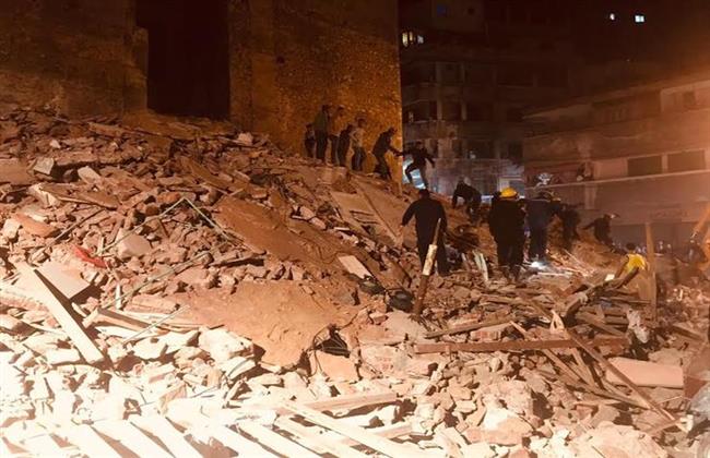 سقوط ٣ ضحايا أسفل انقاض عقار البحيرة