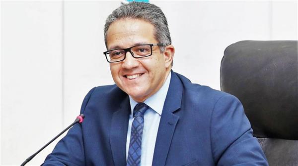 العناني: زيارات الرئيس الخارجية أفضل ترويج للأثار والسياحة