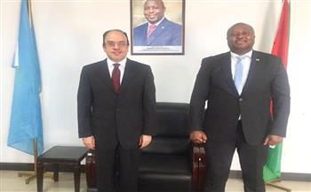   تفاصيل لقاء وزير الخارجية البوروندي بالسفير  ياسر العطوي