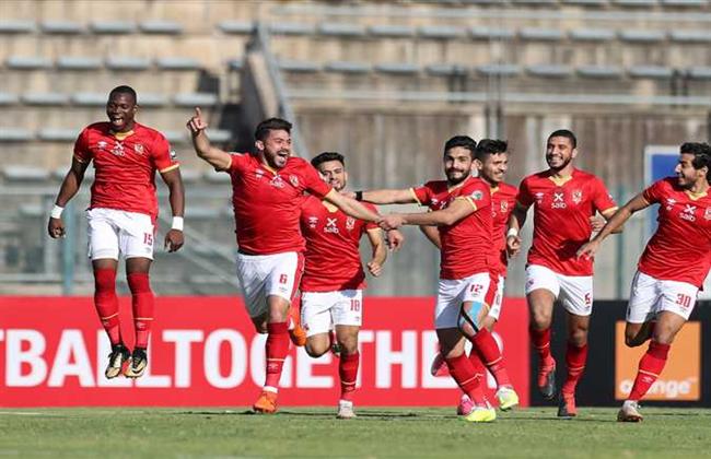 موسيماني يعلن تشكيل الأهلي لمباراة المصري