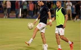 لاعبو الزمالك يعاينون أرضية ستاد السويس