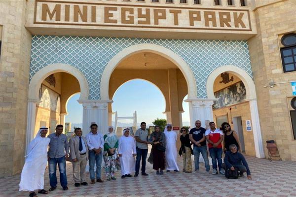 وفد «الصحفيين الإماراتية» يختتم زيارته إلى مدينتى الغردقة والقاهرة