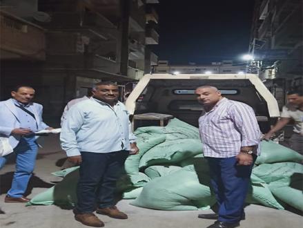 ضبط ١٤٢٢ شيكارة دقيق بلدى خلال حملة تموينية مكثفة