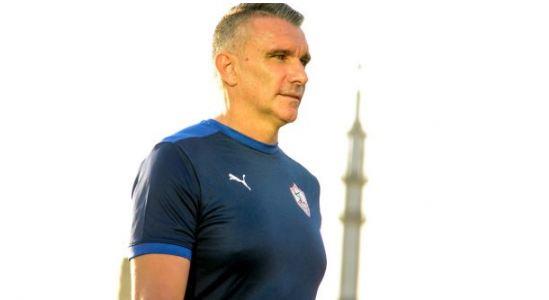 تفاصيل اجتماع كارتيرون مع لاعبى الزمالك