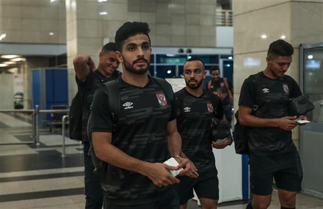الأهلي يطير إلى الغردقة لخوض مباراة الجونة