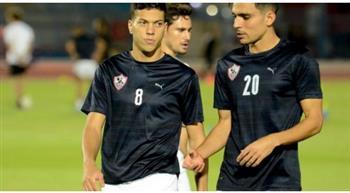 لاعبو الزمالك يعاينون أرضية ستاد الدفاع الجوي قبل مواجهة الإنتاج