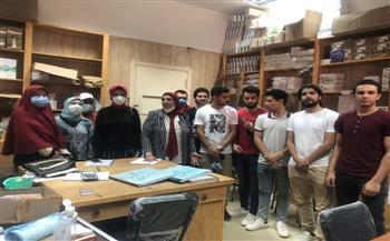طلاب صيدلة المنوفية يبدأون التدريب الميداني بصيدليات الجامعة