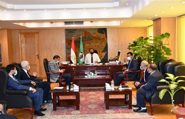 محافظ الفيوم يستعرض آليات تمويل مشروعات الري الحديث للمزارعين
