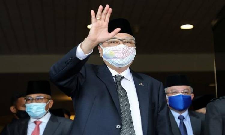 رئيس الوزراء الماليزي يعلن تشكيل الحكومة الجديدة