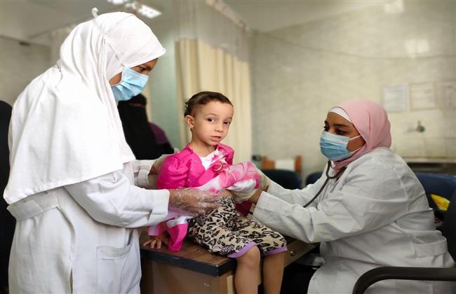 حياة كريمة.. خدمات طبية لـ 1638 مواطنا بالمنيا