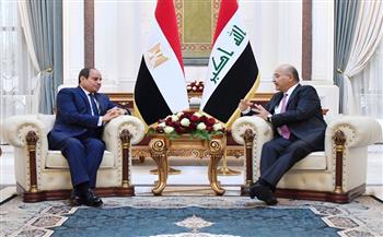   الرئيس السيسي يلتقي أمير قطر في بغداد