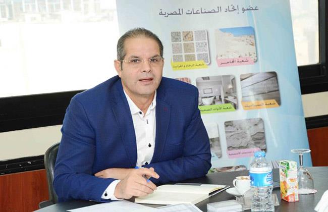 «الدسوقى»: ضرورة دعم إقامة الصناعات المتوسطة والصغيرة