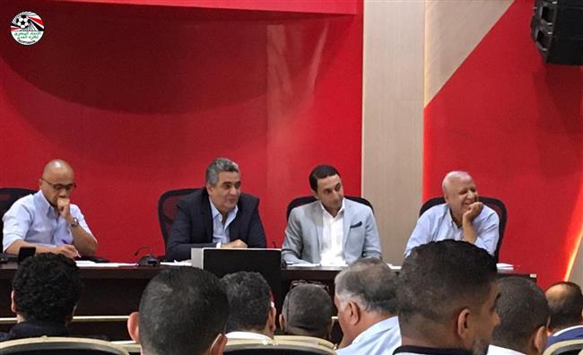 اتحاد الكرة يستمع لاقتراحات الأندية بشأن الموسم الجديد
