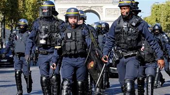   الشرطة الفرنسية تعتقل مسلحا قرب كنيسة بالعاصمة باريس 