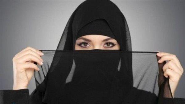 هل ارتداء النقاب فرض؟.. الإفتاء تجيب