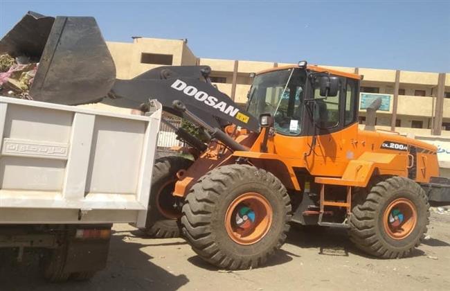 حملة نظافة وإشغالات بشوارع «اهناسيا» في بني سويف