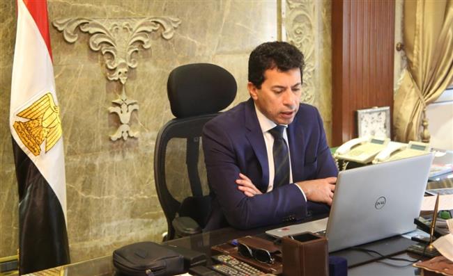 وزير الرياضة يهنئ كيشو بالبرونزية
