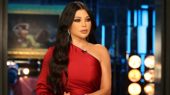 صورة ودمعة.. هيفاء وهبى تتضامن مع لبنان