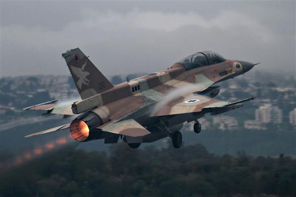 إسرائيل تقصف جنوب لبنان