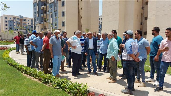 مسئولو «الإسكان» يتفقدون المشروعات بمدينتى بدر وحدائق العاصمة