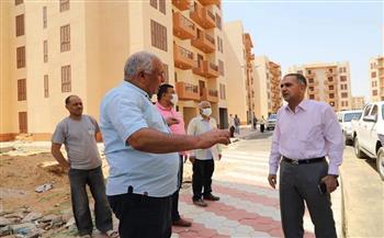 محافظ الوادي الجديد يتفقد مشروع إسكان «درة الوادي» بالخارجة