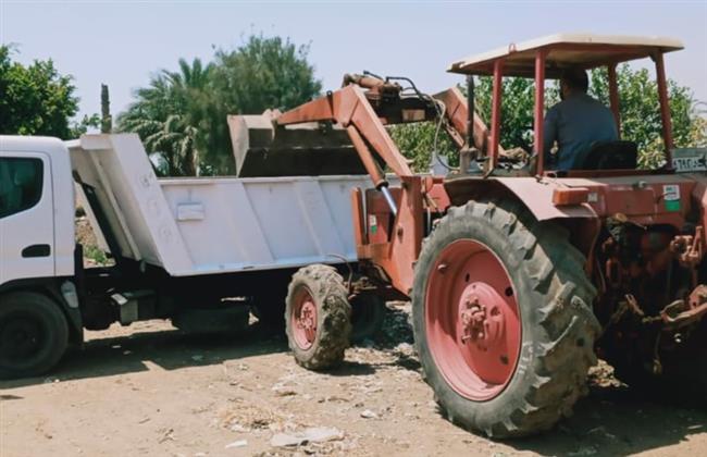 رفع 110 أطنان قمامة من شوارع مدينة سمسطا ببني سويف