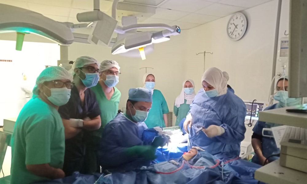 «الرعاية الصحية» تعلن نجاح أول عملية تسليك القناة الدمعية لطفلة عمرها 5 سنوات