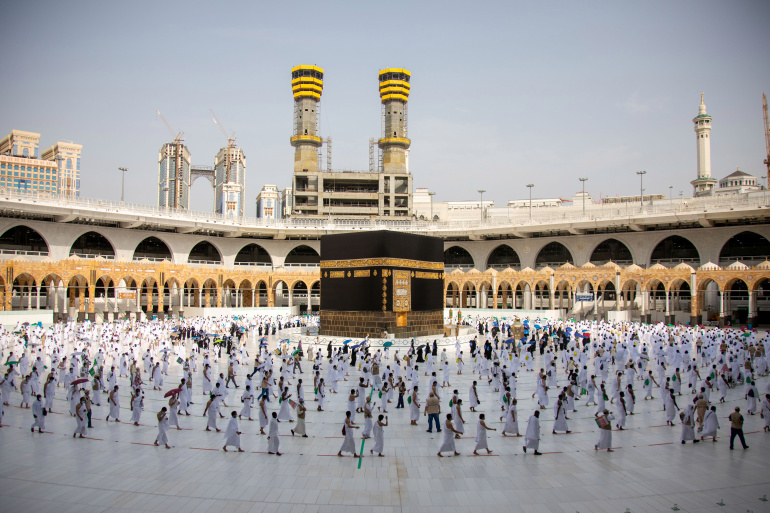 السعودية.. رفع الطاقة الاستيعابية للمعتمرين إلى 2 مليون شهريا