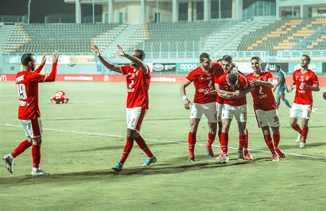 الأهلى يسعى للفوز على سيراميكا أملًا فى الحفاظ على الصدارة