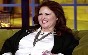 يوسف الشريف ينعي الفنانة دلال عبد العزيز