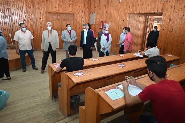 المجلس الأعلى للجامعات يتابع إجراء اختبارات القدرات بجامعة الفيوم
