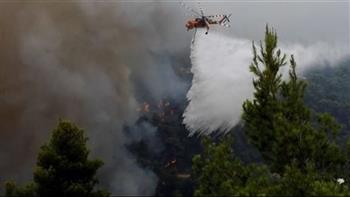   سقوط طائرة إطفاء حرائق فى اليونان ونجاة الطيار 