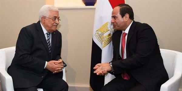أبو مازن يهنئ السيسي بـ العام الهجري الجديد