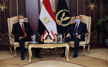   وزير الداخلية يبحث مع نظيره العراقى أوجه التعاون المشترك