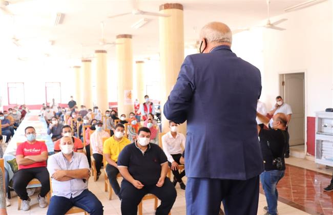 ندوة عن فن القياده لطلاب جامعة المنصورة