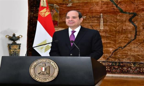 السيسى يجتمع برئيس الوزراء ووزراء المجموعة الاقتصادية