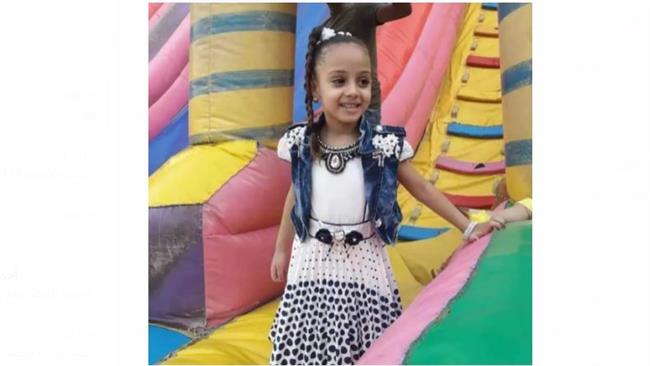 مصرع طفلة سقطت فوقها مظلة حديد داخل نادي بحلوان