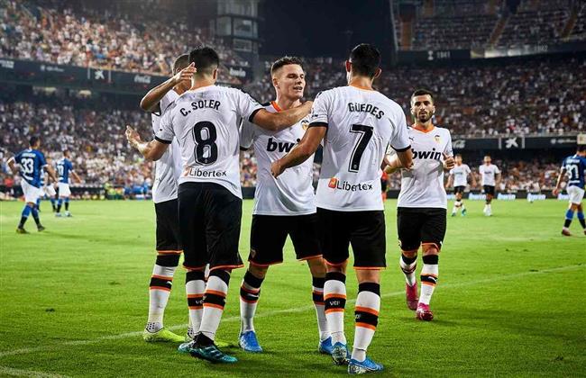 فالنسيا يتصدر الدورى الإسبانى على حساب أوساسونا