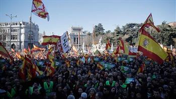   مظاهرة فى إسبانيا بسبب تصاعد حالات الانتحار عقب كورونا