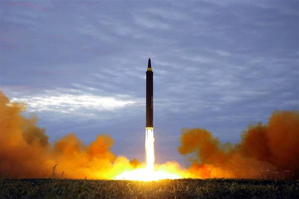 كوريا الشمالية تعلن نجاح تجربة إطلاق صواريخ كروز طويلة المدى