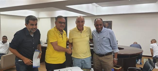 تفاصيل تعاقد طلعت يوسف مع الإسماعيلى