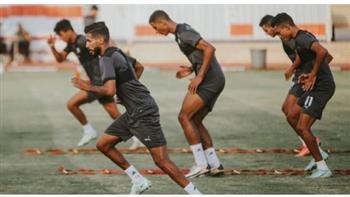 مران الزمالك.. تدريبات بدنية وإطالات للاعبين