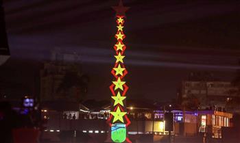   برج أيقوني في احتفالية تدشين النجمة العاشرة   