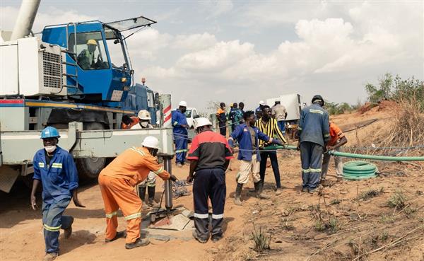 زيمبابوى.. عمال المناجم يستهدفون ربح 4 مليارات دولار